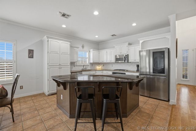 3810 S Palm Avenue, Broken Arrow, OK 74011