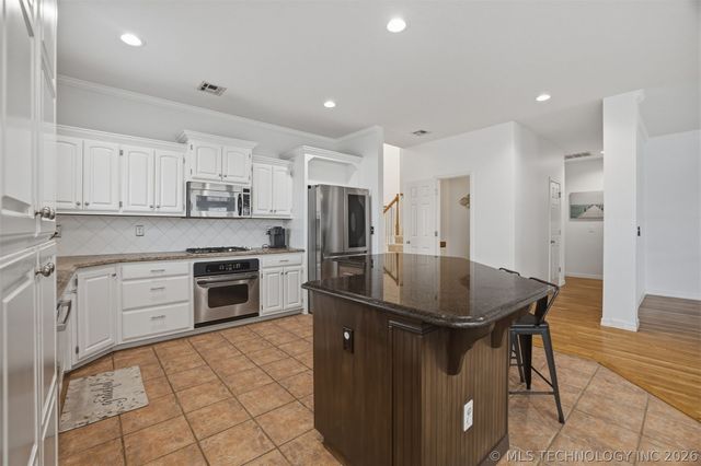 3810 S Palm Avenue, Broken Arrow, OK 74011