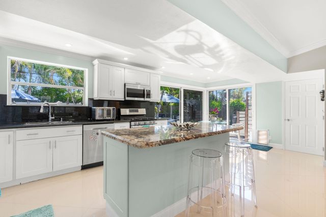 4120 NE 20th Avenue, Fort Lauderdale, FL 33308