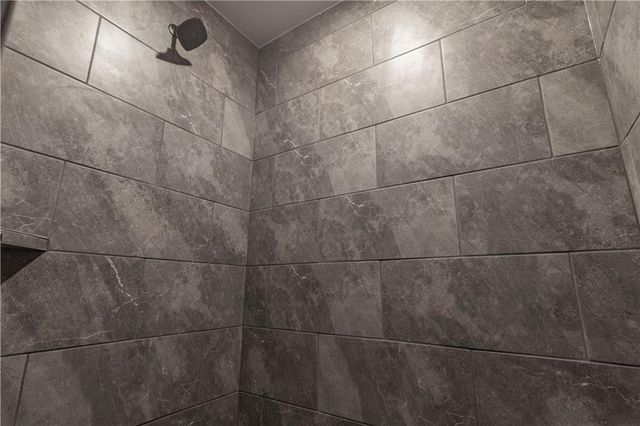 8325 NW 163rd Street, Edmond, OK 73013