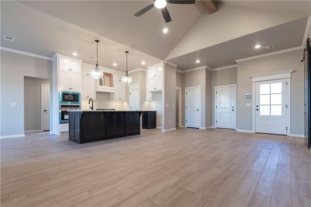 8325 NW 163rd Street, Edmond, OK 73013