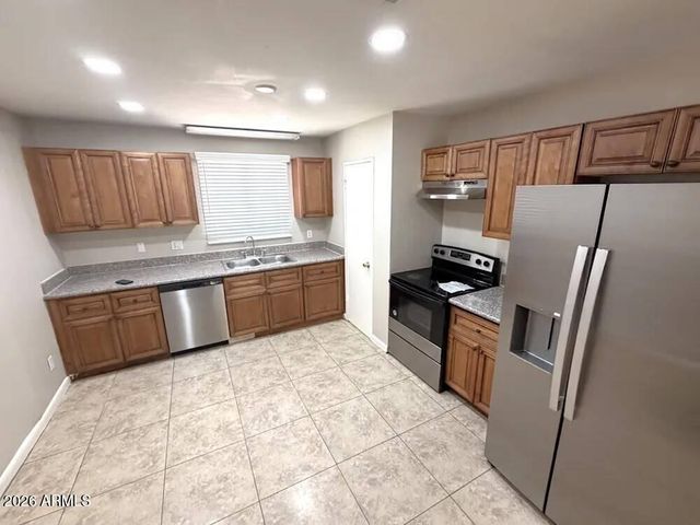 5318 W Windsor Ave, Way, Phoenix, AZ 85035