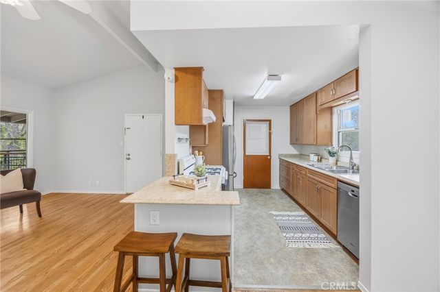 186 N Center, Redlands, CA 92373