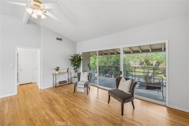 186 N Center, Redlands, CA 92373