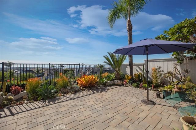 33 Windcrest, Laguna Niguel, CA 92677