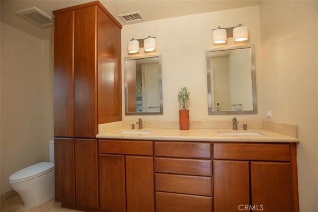 33 Windcrest, Laguna Niguel, CA 92677