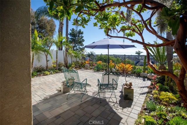 33 Windcrest, Laguna Niguel, CA 92677