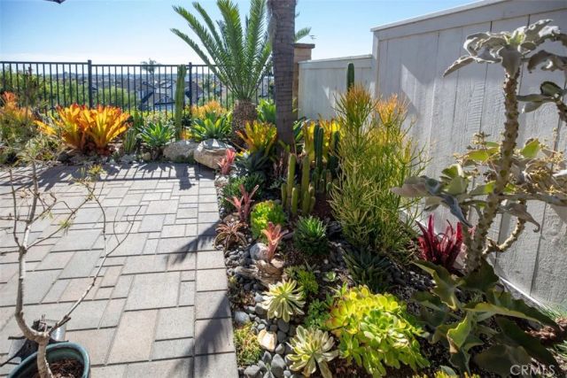 33 Windcrest, Laguna Niguel, CA 92677