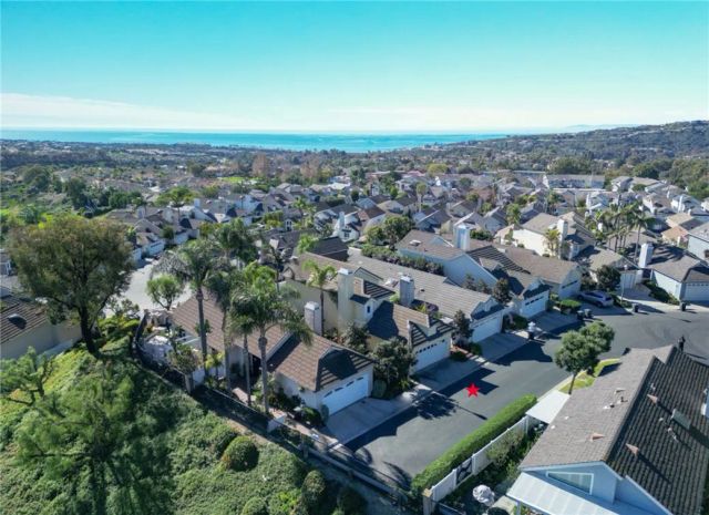 33 Windcrest, Laguna Niguel, CA 92677
