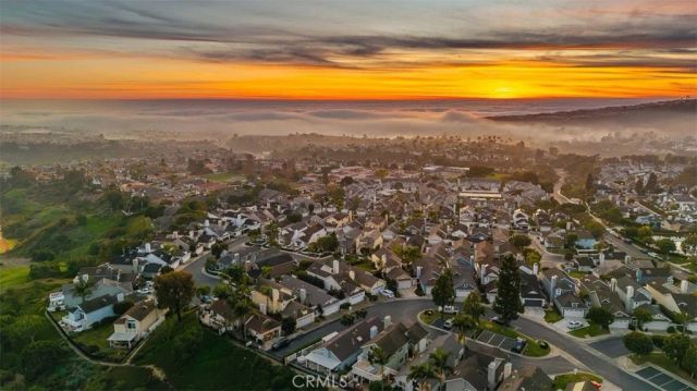 33 Windcrest, Laguna Niguel, CA 92677