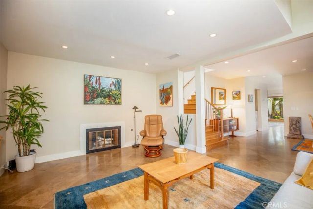 33 Windcrest, Laguna Niguel, CA 92677