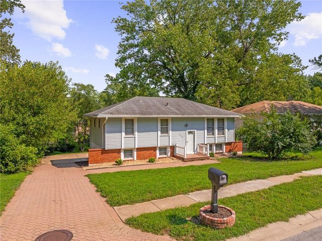 1833 N York Street, Independence, MO 64058