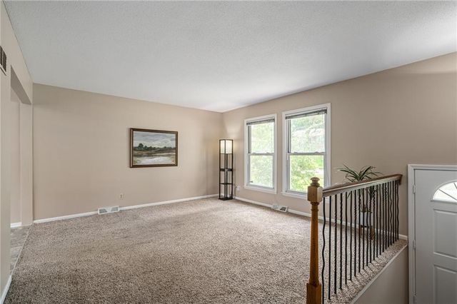 1833 N York Street, Independence, MO 64058