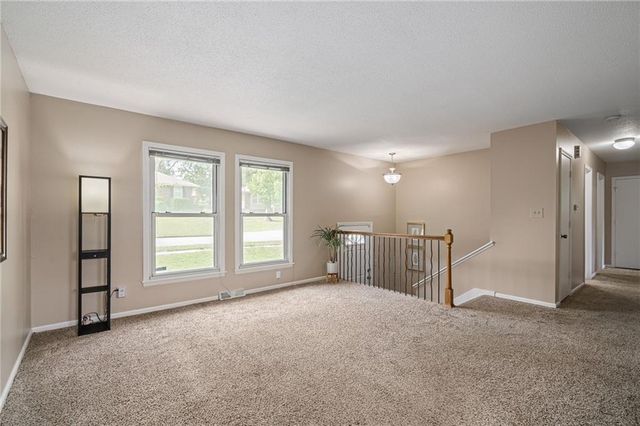 1833 N York Street, Independence, MO 64058
