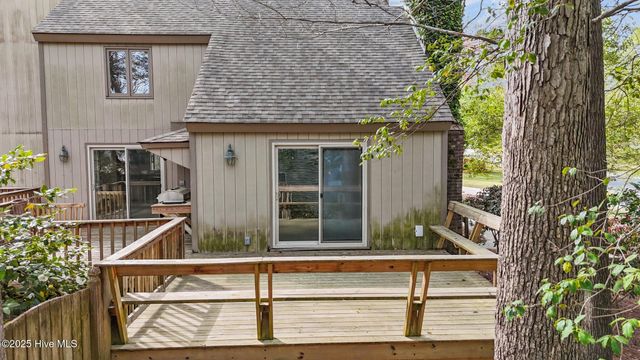 110 Gawain Road, Greenville, NC 27858