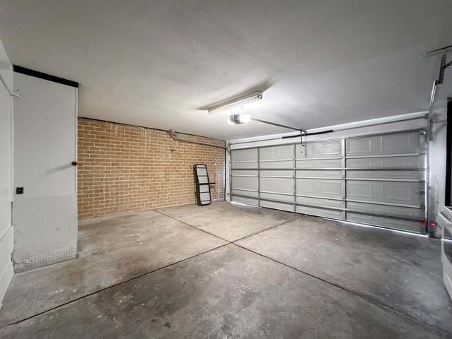 1219 Saxony Lane, Houston, TX 77058