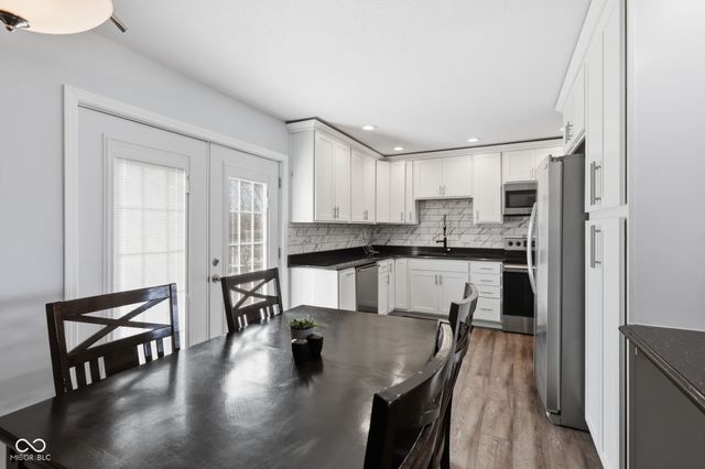 3911 Mistletoe Drive, Indianapolis, IN 46237