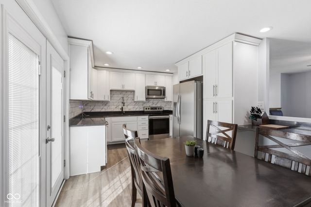 3911 Mistletoe Drive, Indianapolis, IN 46237