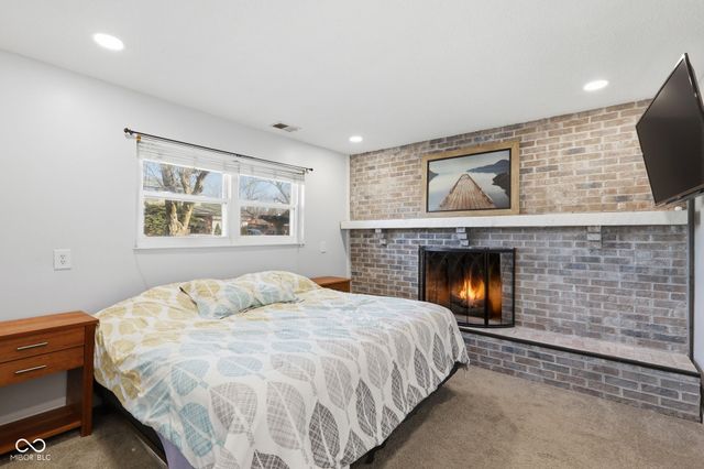 3911 Mistletoe Drive, Indianapolis, IN 46237