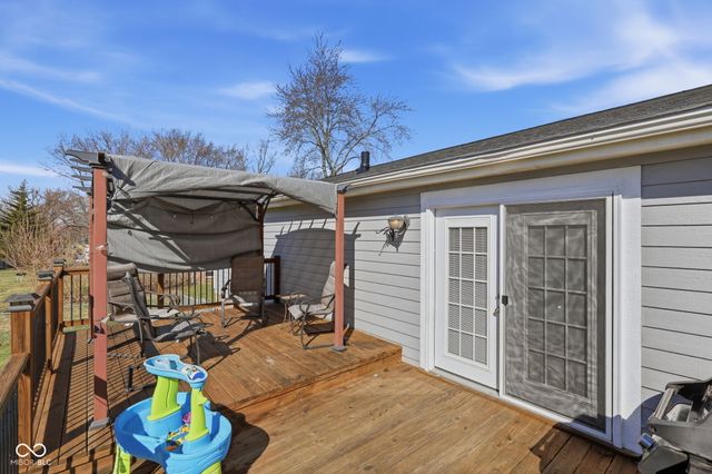 3911 Mistletoe Drive, Indianapolis, IN 46237