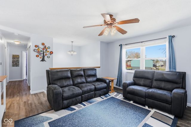 3911 Mistletoe Drive, Indianapolis, IN 46237