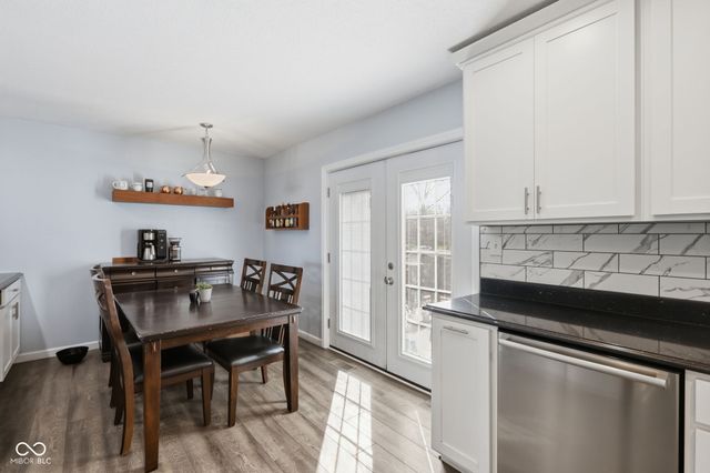 3911 Mistletoe Drive, Indianapolis, IN 46237