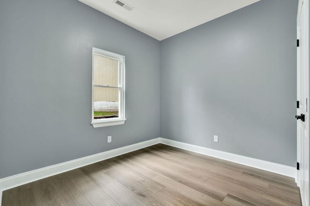1223 SE King Edward Avenue SE, Cleveland, TN 37311