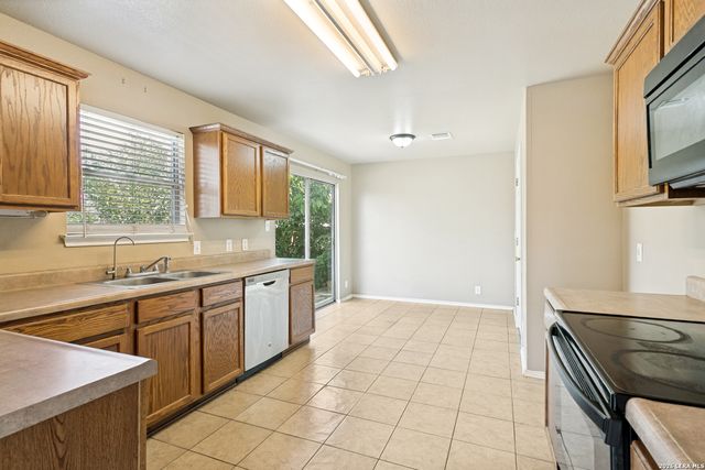 310 IBIS FALLS DR, New Braunfels, TX 78130