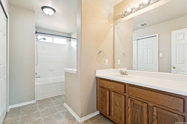 310 IBIS FALLS DR, New Braunfels, TX 78130