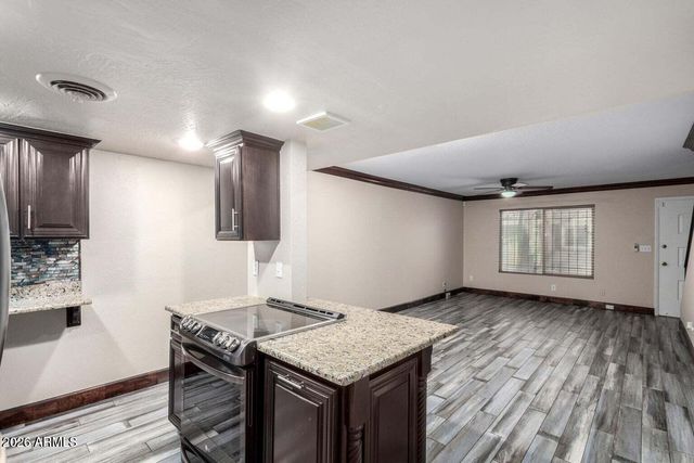7126 N 19TH Avenue 228, Phoenix, AZ 85021