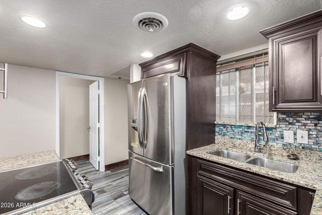 7126 N 19TH Avenue 228, Phoenix, AZ 85021 — photo 4