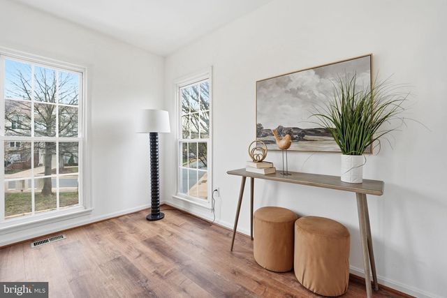 46944 TRUMPET CIR, Sterling, VA 20164