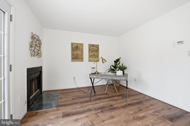 46944 TRUMPET CIR, Sterling, VA 20164