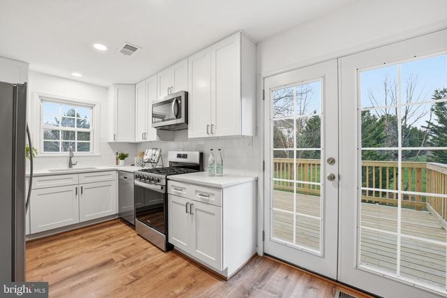 46944 TRUMPET CIR, Sterling, VA 20164