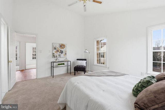 46944 TRUMPET CIR, Sterling, VA 20164