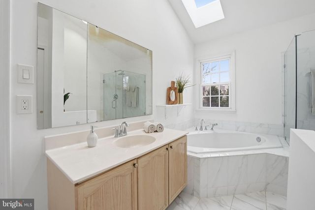 46944 TRUMPET CIR, Sterling, VA 20164