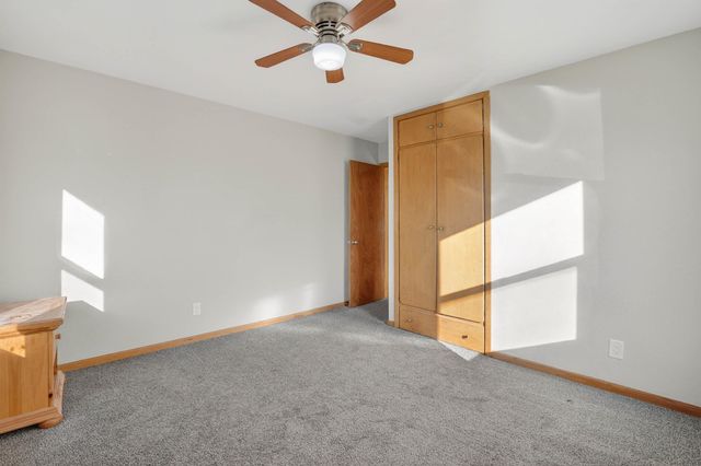 427 Hope Avenue, Waterloo, IA 50703