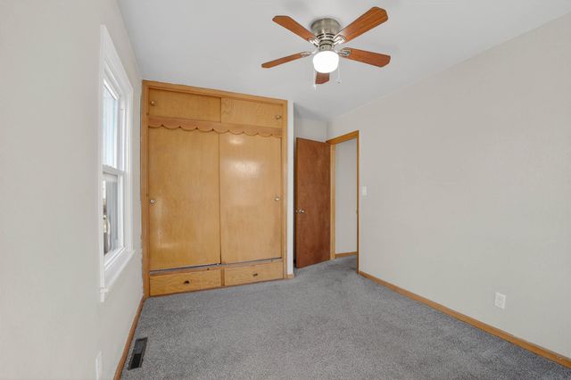 427 Hope Avenue, Waterloo, IA 50703