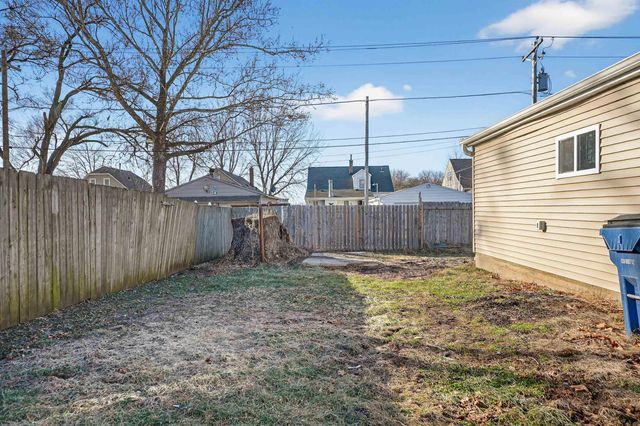 427 Hope Avenue, Waterloo, IA 50703