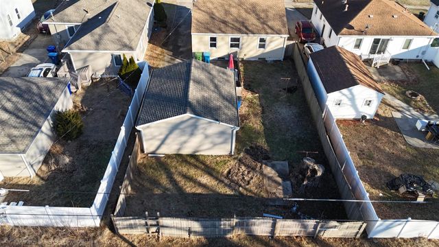 427 Hope Avenue, Waterloo, IA 50703