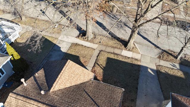 427 Hope Avenue, Waterloo, IA 50703