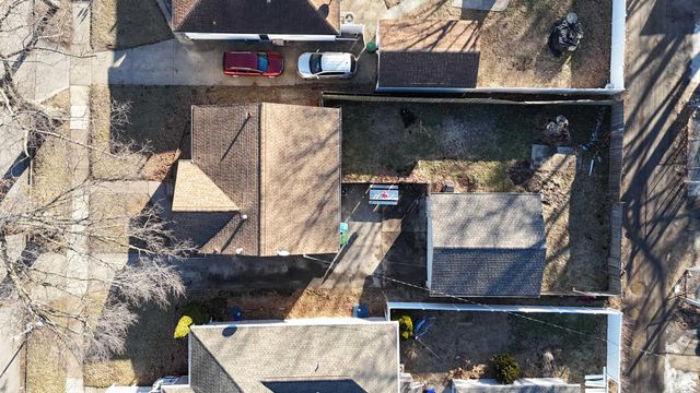 427 Hope Avenue, Waterloo, IA 50703