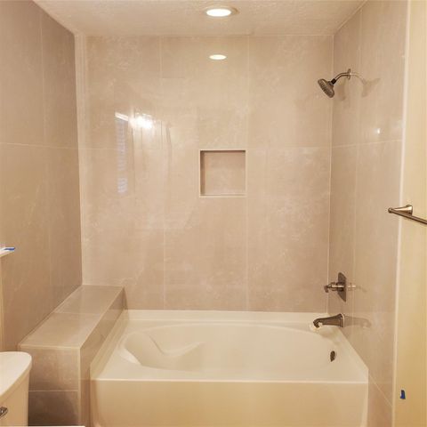 2514 Windswept Drive, Richmond, TX 77406