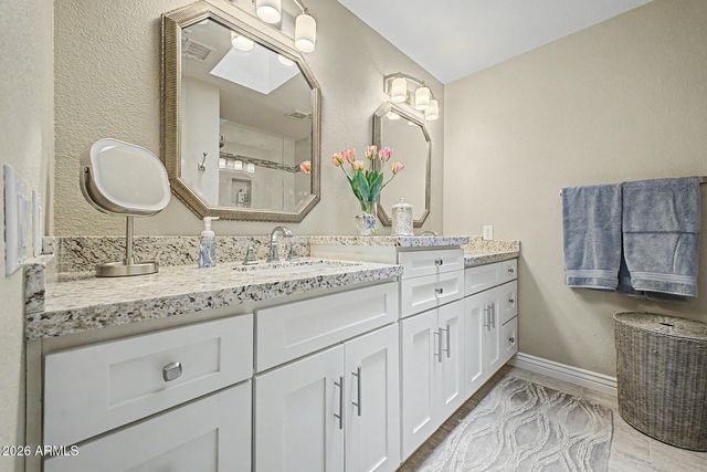 24112 S STARCREST Drive, Sun Lakes, AZ 85248