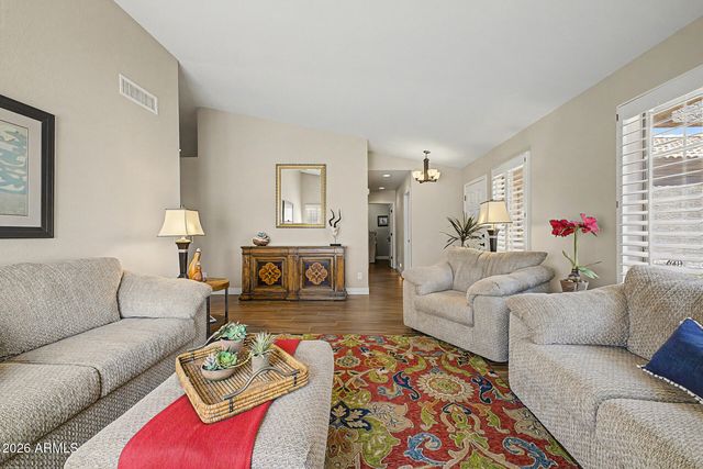 24112 S STARCREST Drive, Sun Lakes, AZ 85248