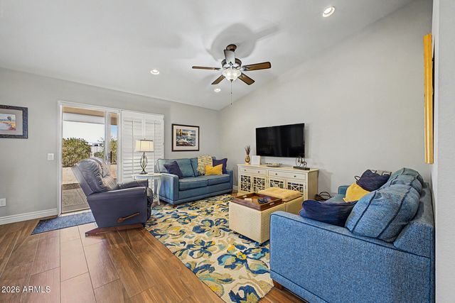 24112 S STARCREST Drive, Sun Lakes, AZ 85248