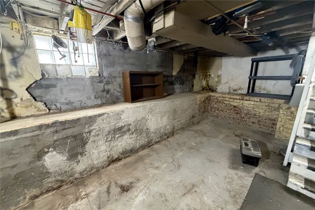 1302 Euclid Avenue, Des Moines, IA 50313