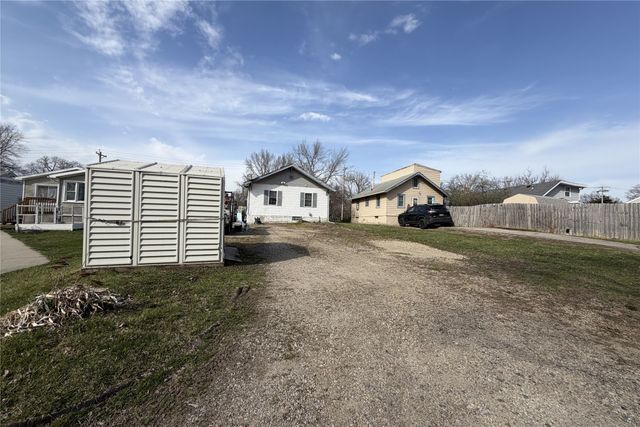 1302 Euclid Avenue, Des Moines, IA 50313