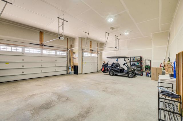 1461 Palmer Drive N, Lake Elmo, MN 55042