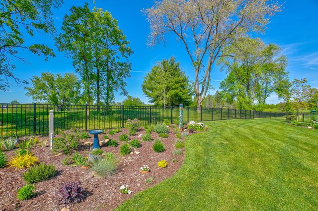 1461 Palmer Drive N, Lake Elmo, MN 55042